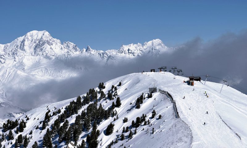 Skiing in La Plagne