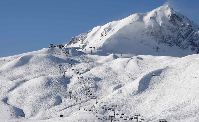 la plagne ski holidays